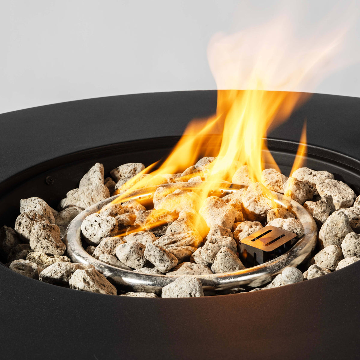 Wideburn Prescott 32” Round Metal Fire Pit Table – Outdoor Propane Gas Fireplace
